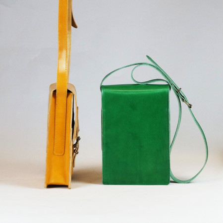 Bolso cuaderno de campo en color verde y amarillo